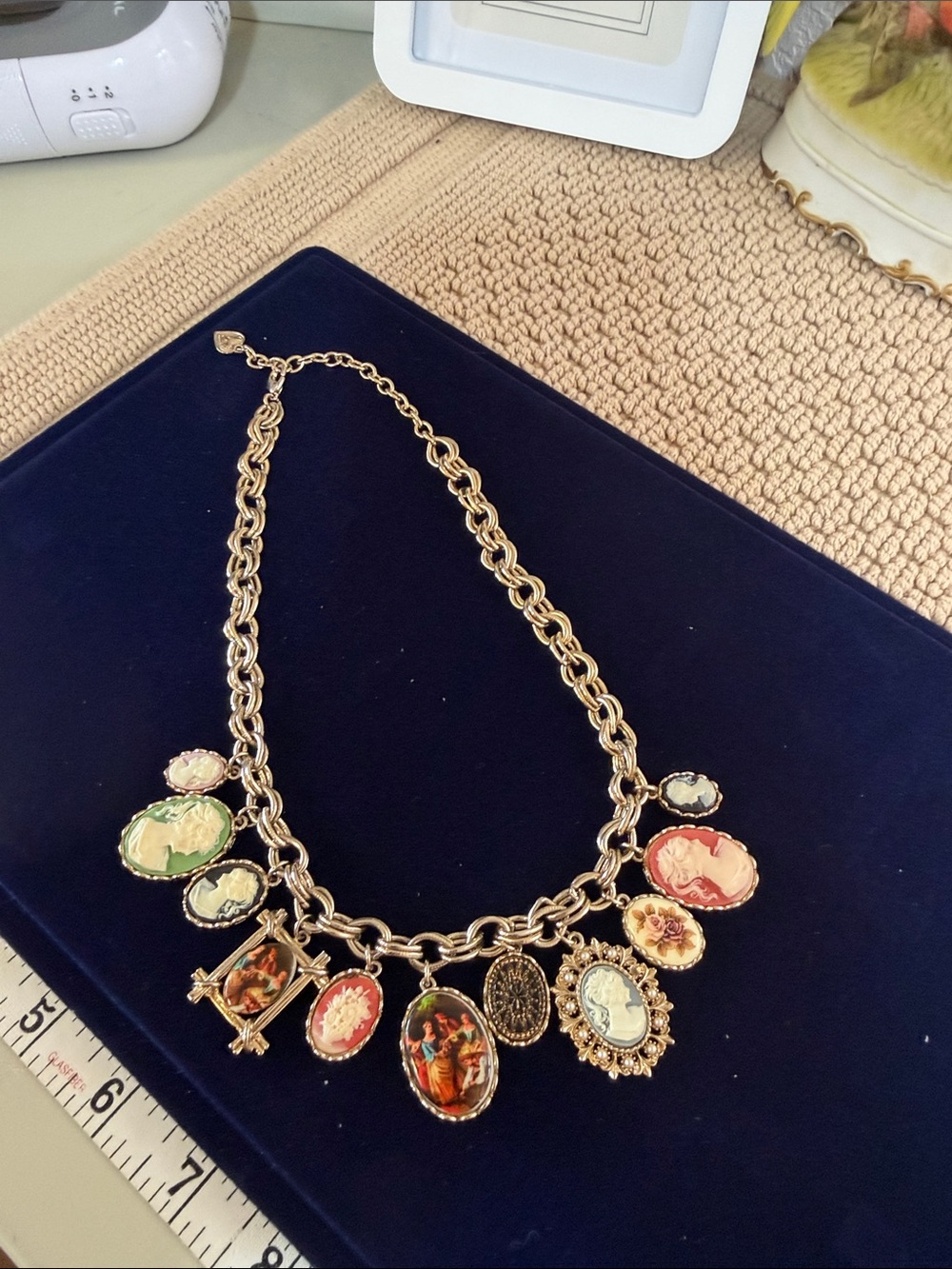 Signed Vintage R.J. Graziano Victorian Cameo Charm Statement Necklace Gold Tone